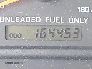 1998 Nissan Frontier XE z VIN 1N6DD26S7WC389105, wystawiony jako IAAI lot #42054733 z przebiegiem 164 453 mil mil oraz . Historia ofert i sprzedaży dostępna na DreamBid. Obrazek 16.