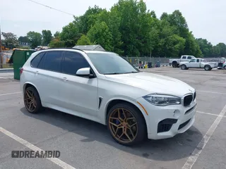 2018 BMW X5 M z VIN 5YMKT6C51J0Y83433, wystawiony jako IAAI lot #42483867 z przebiegiem 59 444 mil mil oraz . Historia ofert i sprzedaży dostępna na DreamBid. Obrazek 1.