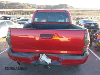 2014 Toyota Tacoma PreRunner with VIN 5TFJU4GN4EX060590, listed as a IAAI auction lot 41258506 with 137,939 mi miles. Bid and sale history available at carsss.com. Image 16.