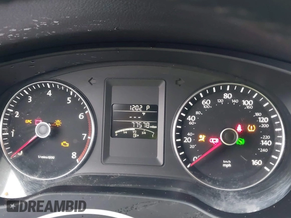 2013 Volkswagen Jetta SE with VIN 3VWDX7AJ1DM443139, listed as a IAAI auction lot 42471738 with 77,578 mi miles and . Bid and sale history available at DreamBid. Image 7.
