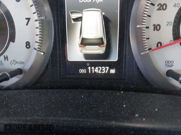 2017 Toyota Sienna SE with VIN 5TDXZ3DC8HS796970, listed as a IAAI auction lot 42272964 with 114,237 mi miles and . Bid and sale history available at DreamBid. Image 15.