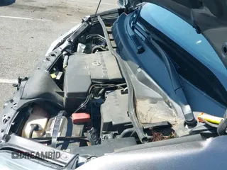 2016 Toyota Sienna XLE z VIN 5TDYK3DC1GS738545, wystawiony jako IAAI lot #42849266 z przebiegiem 59 578 mil mil oraz . Historia ofert i sprzedaży dostępna na DreamBid. Obrazek 20.