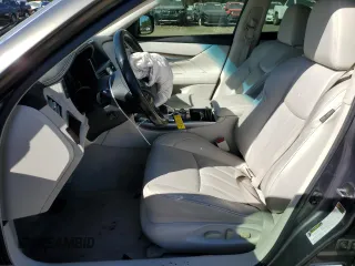2013 Infiniti M37 with VIN JN1BY1AP2DM510404, listed as a Copart auction lot 76295144 with 134,586 mi miles and Salvage Title. Bid and sale history available at carsss.com. Image 7.