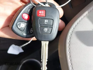 2015 Toyota RAV4 LE с VIN JTMBFREVXFD121443, выставлен на аукционе IAAI как лот 42485777 с пробегом 134 527 миль миль и . История ставок и продаж доступна на DreamBid. Изображение 11.