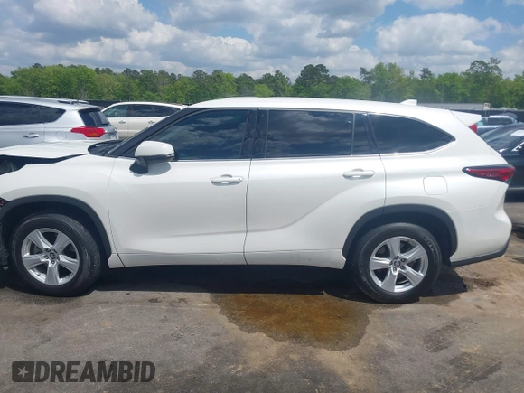 2021 Toyota Highlander L with VIN 5TDZZRAH7MS516123, listed as a IAAI auction lot 42010742 with 63,299 mi miles and . Bid and sale history available at DreamBid. Image 15.