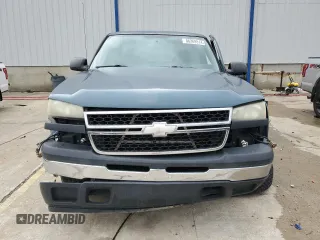 2006 Chevrolet Silverado 1500 Work Truck with VIN 1GCEC19X86Z260069, listed as a Copart auction lot 86269814 with 173,599 mi miles and Non Repairable. Bid and sale history available at carsss.com. Image 5.
