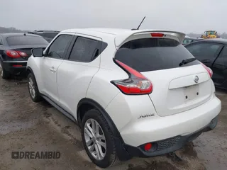 2015 Nissan Juke S with VIN JN8AF5MR9FT507984, listed as a IAAI auction lot 41539017 with 132,597 mi miles. Bid and sale history available at carsss.com. Image 3.