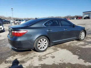 2007 Lexus LS 460 with VIN JTHBL46F475000890, listed as a Copart auction lot 41692525 with 200,605 mi miles and Salvage Title. Bid and sale history available at carsss.com. Image 3.
