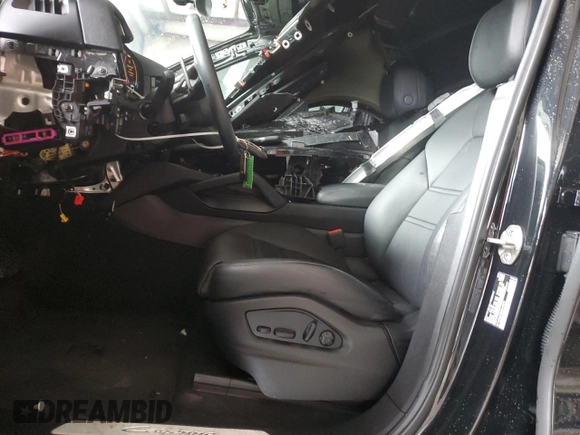 2024 Porsche Cayenne with VIN WP1BA2AY2RDA49579, listed as a Copart auction lot 56472375 with 13,411 mi miles and Salvage title. Bid and sale history available at DreamBid. Image 7.