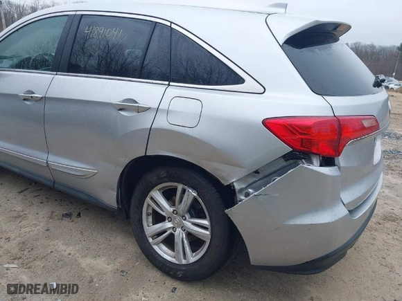 2015 Acura RDX Tech Pkg with VIN 5J8TB4H57FL008734, listed as a IAAI auction lot 41891041 with 127,156 mi miles. Bid and sale history available at carsss.com. Image 6.