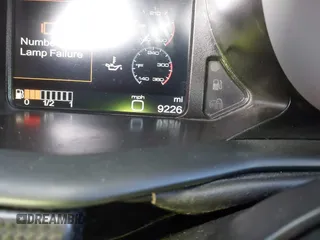 2011 Ferrari 458 Italia z VIN ZFF67NFA7B0178589, wystawiony jako IAAI lot #41285530 z przebiegiem 9226 mil mil oraz . Historia ofert i sprzedaży dostępna na DreamBid. Obrazek 16.