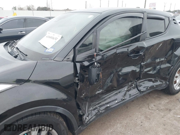 2019 Toyota C-HR XLE with VIN JTNKHMBX9K1035969, listed as a IAAI auction lot 41601631 with 1 mi miles. Bid and sale history available at carsss.com. Image 6.