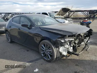 2019 Mazda Mazda3 Hatchback w/Preferred Pkg with VIN JM1BPBMM1K1123347, listed as a Copart auction lot 87330764 with 31,189 mi miles and Salvage Title. Bid and sale history available at carsss.com. Image 4.