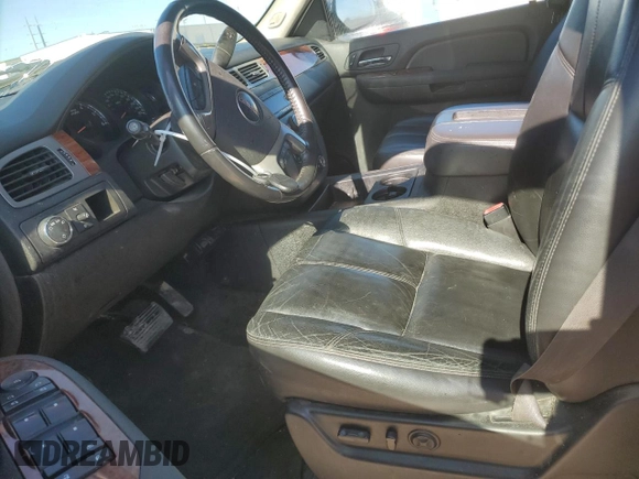 2008 GMC Yukon SLT w/4SB with VIN 1GKFC13068J116011, listed as a Copart auction lot 81427084 with 0 mi miles and Salvage Title. Bid and sale history available at carsss.com. Image 7.