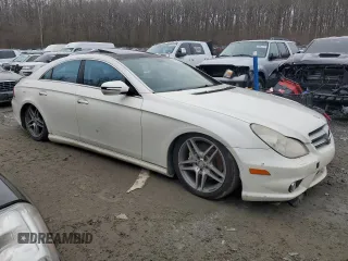 2009 Mercedes-Benz CLS-Class 5.5L with VIN WDDDJ72X49A147565, listed as a Copart auction lot 44361605 with 0 mi miles and Salvage Title. Bid and sale history available at carsss.com. Image 4.