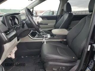 2024 Kia Carnival LX with VIN KNDNB4H39R6303228, listed as a Copart auction lot 78284124 with 8,738 mi miles and Salvage Title. Bid and sale history available at carsss.com. Image 7.