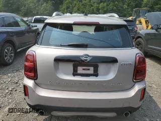 2024 MINI Countryman Cooper S with VIN WMZ83BR04R3S04143, listed as a Copart auction lot 67934604 with 13,231 mi miles and Non Repairable. Bid and sale history available at carsss.com. Image 6.
