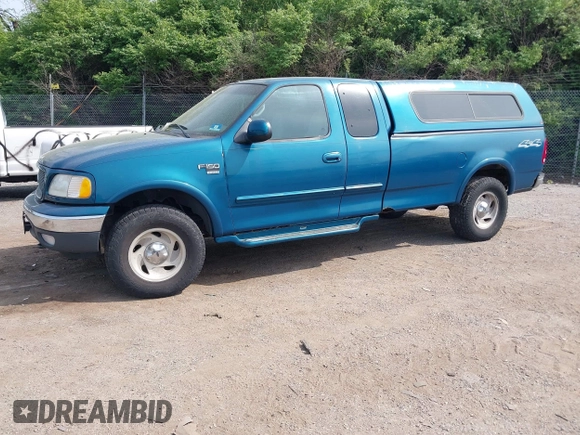 2000 Ford F-150 XL with VIN 1FTRX18W2YNC19493, listed as a IAAI auction lot 42127210 with 115,052 mi miles. Bid and sale history available at carsss.com. Image 2.