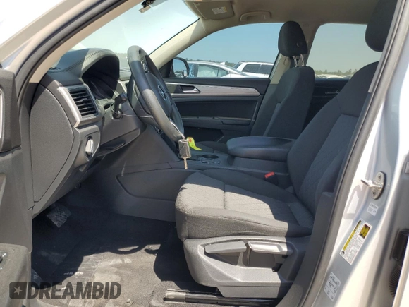 2019 Volkswagen Atlas S с VIN 1V2AP2CA1KC602390, выставлен на аукционе Copart как лот 52676135 с пробегом 134 633 миль миль и Списание • Salvage title. История ставок и продаж доступна на DreamBid. Изображение 7.