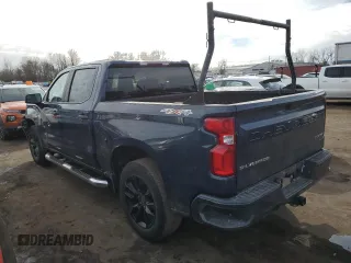 2021 Chevrolet Silverado 1500 Custom with VIN 1GCPYBEH8MZ116002, listed as a Copart auction lot 46158675 with 106,535 mi miles and Salvage Title. Bid and sale history available at DreamBid. Image 2.