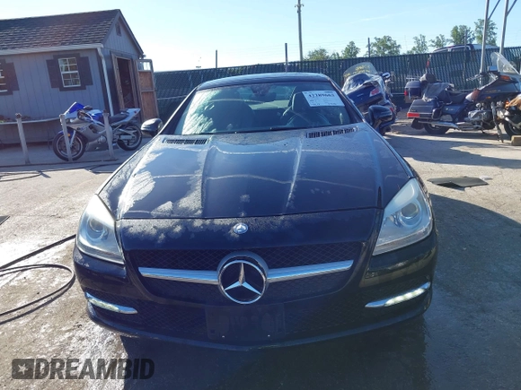 2014 Mercedes-Benz SLK 250 с VIN WDDPK4HAXEF083492, выставлен на аукционе IAAI как лот 42289662 с пробегом 100 118 миль миль и . История ставок и продаж доступна на DreamBid. Изображение 12.