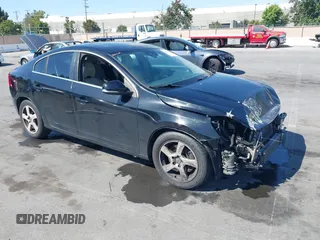 2012 Volvo S60 T5 with VIN YV1622FS0C2036881, listed as a IAAI auction lot 42653548 with 118,984 mi miles and . Bid and sale history available at DreamBid. Image 1.
