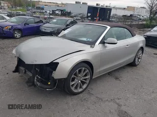 2014 Audi A5 Premium Plus z VIN WAULFAFH7EN001894, wystawiony jako IAAI lot #42082669 z przebiegiem 78 624 mil mil oraz . Historia ofert i sprzedaży dostępna na DreamBid. Obrazek 2.