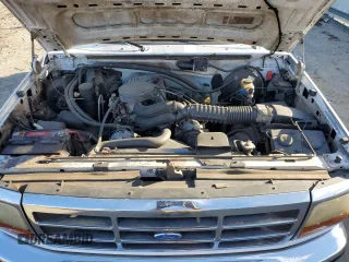 1994 Ford Bronco XL с VIN 1FMEU15N0RLA76670, выставлен на аукционе Copart как лот 46048315 с пробегом 269 968 миль миль и Списание • Salvage title. История ставок и продаж доступна на DreamBid. Изображение 12.
