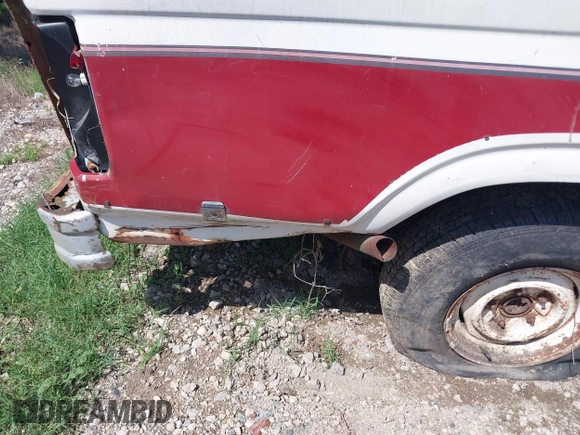 1986 Ford F-150 с VIN 1FTDF15N9GNA61421, выставлен на аукционе IAAI как лот 42527647 с пробегом 49 470 миль миль и . История ставок и продаж доступна на DreamBid. Изображение 12.