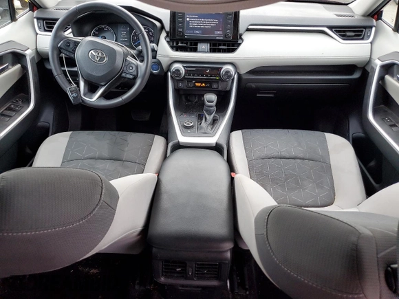 2021 Toyota RAV4 Hybrid XLE with VIN 2T3RWRFV4MW111102, listed as a Copart auction lot 64334365 with 37,662 mi miles and Salvage title. Bid and sale history available at DreamBid. Image 8.