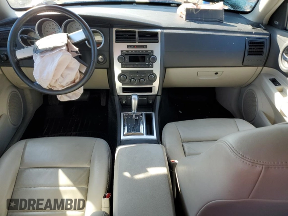 2006 Dodge Magnum R/T z VIN 2D4GZ572X6H537393, wystawiony jako Copart lot #76594084 z przebiegiem 81 078 mil mil oraz Szkoda całkowita • Salvage title. Historia ofert i sprzedaży dostępna na DreamBid. Obrazek 8.