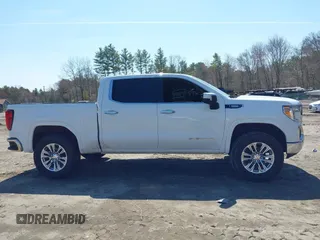 2022 GMC Sierra 1500 SLT with VIN 3GTU9DET9NG210715, listed as a IAAI auction lot 41870747 with 61,371 mi miles and . Bid and sale history available at DreamBid. Image 13.