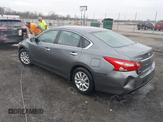 2016 Nissan Altima SV with VIN 1N4AL3AP9GC169201, listed as a IAAI auction lot 41429703 with 175,672 mi miles and . Bid and sale history available at DreamBid. Image 3.