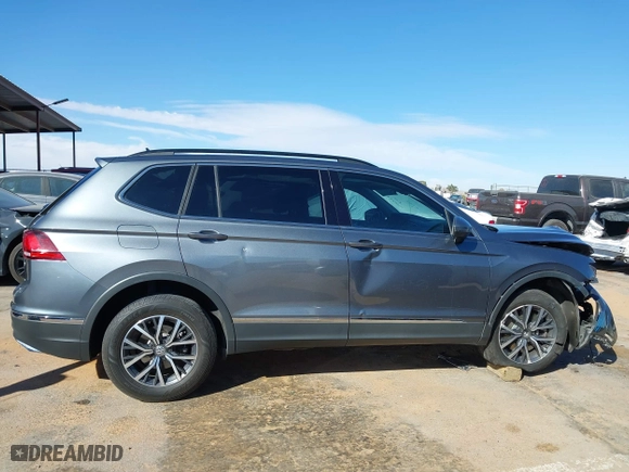 2020 Volkswagen Tiguan SE with VIN 3VV3B7AX6LM017819, listed as a IAAI auction lot 41612776 with 74,576 mi miles. Bid and sale history available at carsss.com. Image 13.