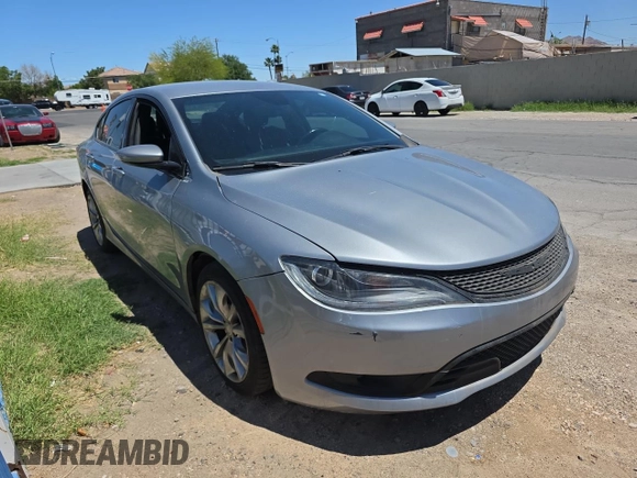 2015 Chrysler 200 S z VIN 1C3CCCBBXFN557714, wystawiony jako Copart lot #57481985 z przebiegiem 87 084 mil mil oraz Czysty tytuł • Clean title. Historia ofert i sprzedaży dostępna na DreamBid. Obrazek 1.