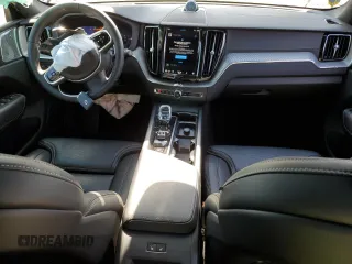 2024 Volvo XC60 Ultimate Black Edition z VIN YV4H60DJ0R1847481, wystawiony jako Copart lot #56729045 z przebiegiem 3 791 mil mil oraz Szkoda całkowita • Salvage title. Historia ofert i sprzedaży dostępna na DreamBid. Obrazek 8.