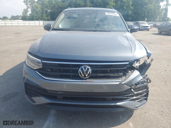 2023 Volkswagen Tiguan SE R-Line Black with VIN 3VV8B7AX5PM014471, listed as a Copart auction lot 62443634 with 37,707 mi miles and Salvage Title. Bid and sale history available at carsss.com. Image 5.