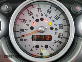 2006 MINI Hardtop S z VIN WMWRE33546TJ38274, wystawiony jako Copart lot #53336105 z przebiegiem 171 593 mil mil oraz Czysty tytuł • Clean title. Historia ofert i sprzedaży dostępna na DreamBid. Obrazek 9.