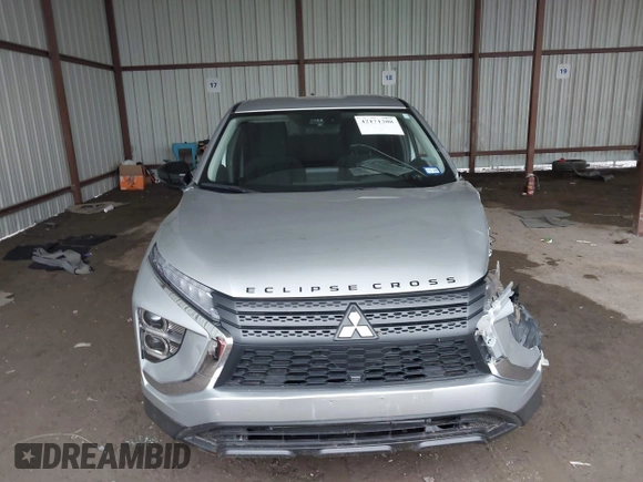 2024 Mitsubishi Eclipse Cross LE z VIN JA4ATVAA0RZ073419, wystawiony jako IAAI lot #42171208 z przebiegiem 5 606 mil mil oraz . Historia ofert i sprzedaży dostępna na DreamBid. Obrazek 12.