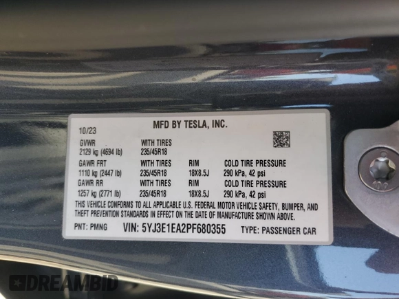 2023 Tesla Model 3 z VIN 5YJ3E1EA2PF680355, wystawiony jako Copart lot #60760225 z przebiegiem 17 270 mil mil oraz Szkoda całkowita • Salvage title. Historia ofert i sprzedaży dostępna na DreamBid. Obrazek 12.