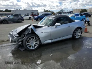 2005 Honda S2000 z VIN JHMAP21415S001004, wystawiony jako Copart lot #48741805 z przebiegiem 54 987 mil mil oraz Szkoda całkowita • Salvage title. Historia ofert i sprzedaży dostępna na DreamBid. Obrazek 1.
