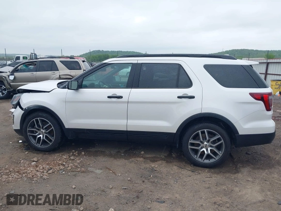 2017 Ford Explorer Sport с VIN 1FM5K8GT8HGE22840, выставлен на аукционе IAAI как лот 42094507 с пробегом 40 739 миль миль и . История ставок и продаж доступна на DreamBid. Изображение 14.