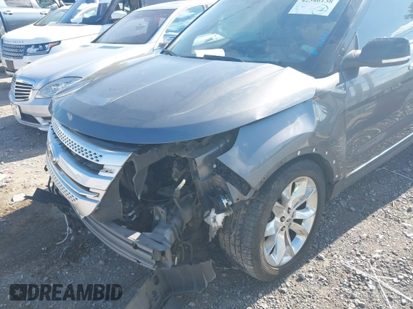 2014 Ford Explorer XLT with VIN 1FM5K7D89EGC22670, listed as a IAAI auction lot 42346138 with 198,299 mi miles and . Bid and sale history available at DreamBid. Image 6.