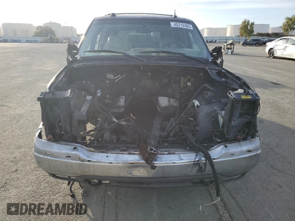 2004 GMC Yukon SLE with VIN 1GKEK13T24J206310, listed as a Copart auction lot 45712405 with 0 mi miles and Salvage Title. Bid and sale history available at carsss.com. Image 5.