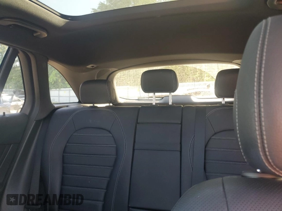 2022 Mercedes-Benz GLC 300 с VIN W1N0G8EBXNG033924, выставлен на аукционе Copart как лот 53275465 с пробегом 34 624 миль миль и Списание • Salvage title. История ставок и продаж доступна на DreamBid. Изображение 10.