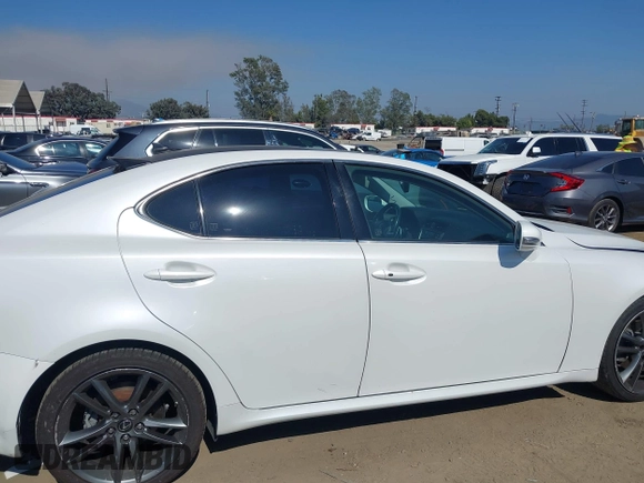 2011 Lexus IS 250 with VIN JTHBF5C27B5138799, listed as a IAAI auction lot 42452559 with 111,605 mi miles and . Bid and sale history available at DreamBid. Image 13.