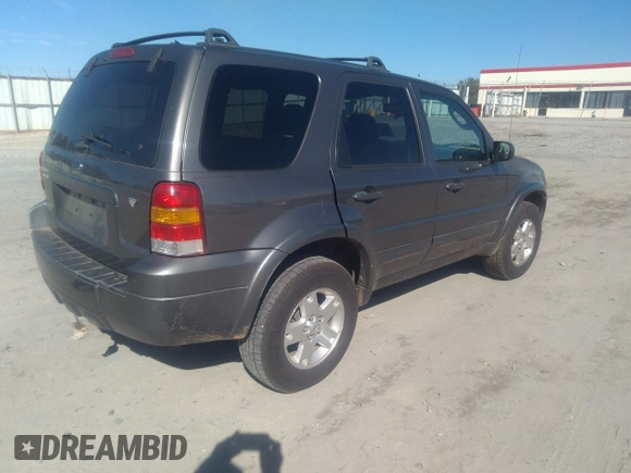 2006 Ford Escape Limited with VIN 1FMYU04126KC42744, listed as a IAAI auction lot 40839433 with 161,429 mi miles and . Bid and sale history available at DreamBid. Image 4.