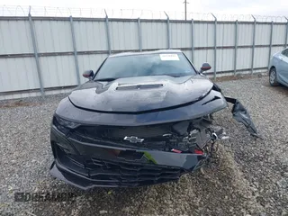 2022 Chevrolet Camaro 1SS with VIN 1G1FF1R75N0116485, listed as a IAAI auction lot 41920161 with 33,440 mi miles and . Bid and sale history available at carsss.com. Image 13.