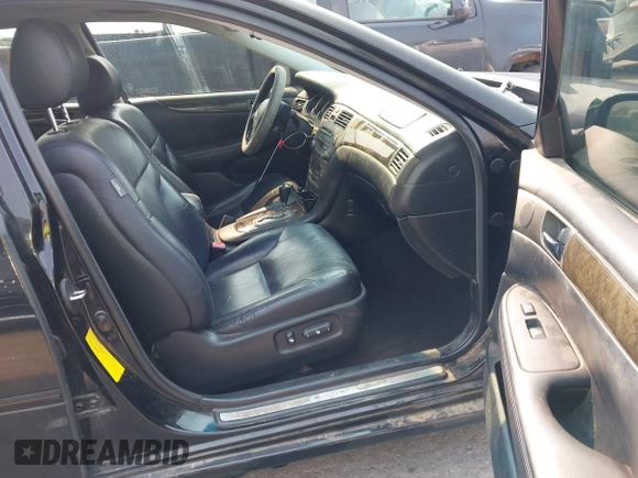 2004 Lexus ES 350 with VIN JTHBA30G145040082, listed as a IAAI auction lot 42745503 with 101,770 mi miles and . Bid and sale history available at DreamBid. Image 5.