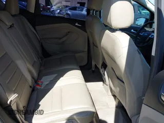 2016 Ford C-Max SEL z VIN 1FADP5CU1GL112085, wystawiony jako IAAI lot #42239257 z przebiegiem 88 149 mil mil oraz . Historia ofert i sprzedaży dostępna na DreamBid. Obrazek 8.